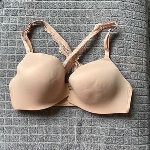 Soma beige front close bra